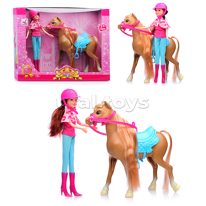 Кукла с лошадкой в коробке